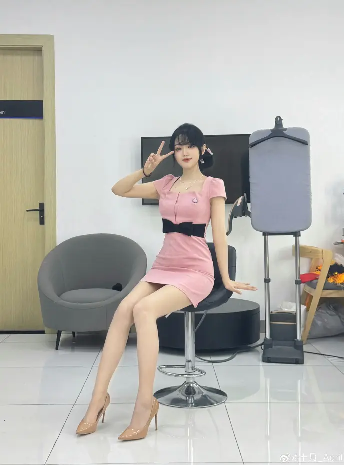 苍蓝誓约战斗画面